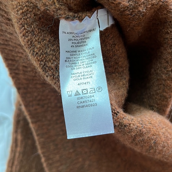 Loft Rust Sweater - Picture 5 of 5